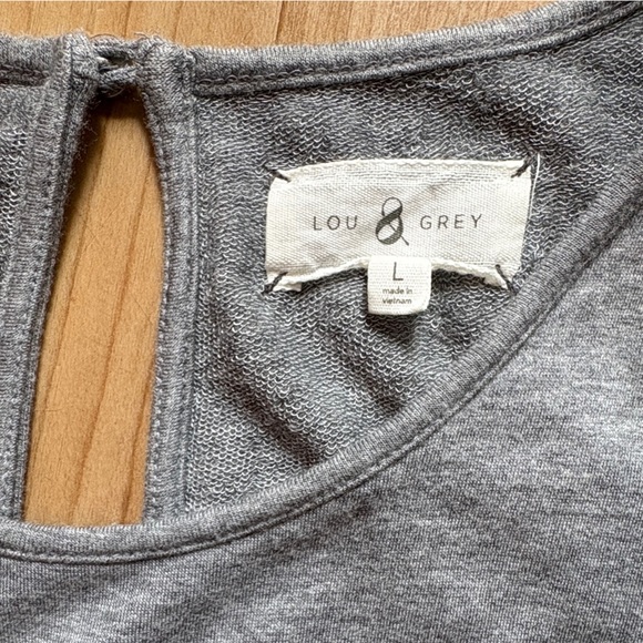 Lou & Grey Sleeveless Heather Gray Romper Large - Picture 3 of 6